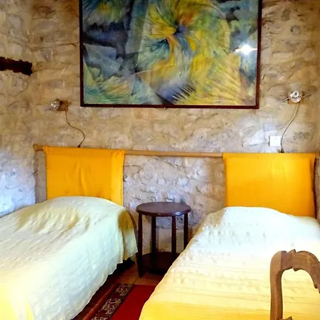 Gites Au Clair De Lure Casa vacanze *